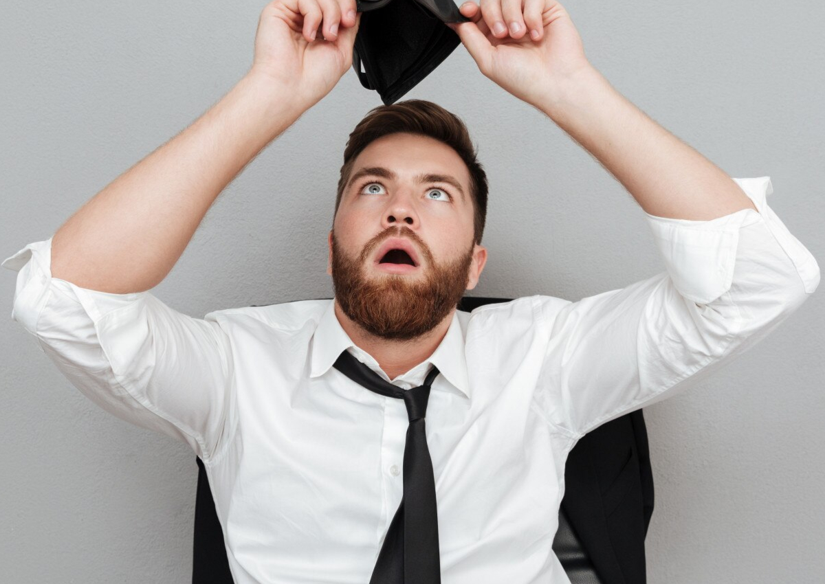 Oszustwa związane z wyłudzaniem pieniędzy